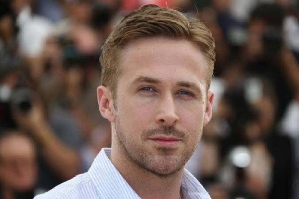 Ryan Gosling dan Chris Evans  bersatu di film 