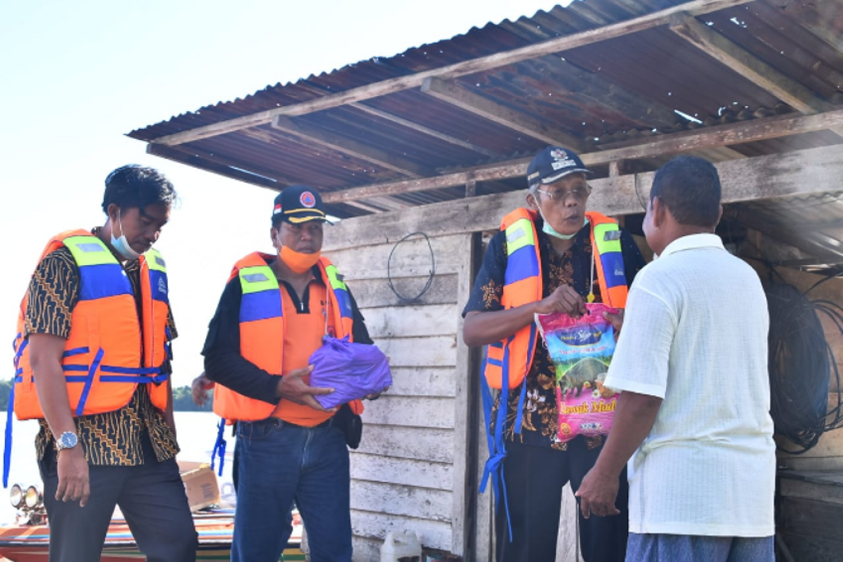 Banjir  telan korban dua bocah meninggal dunia