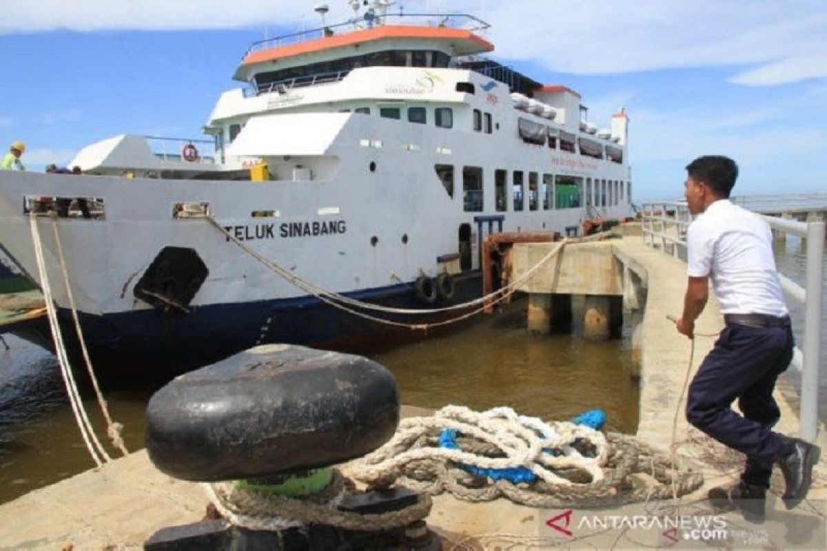 Dihadang badai hebat, KMP Teluk Sinabang terpaksa balik arah kembali ke Simeulue