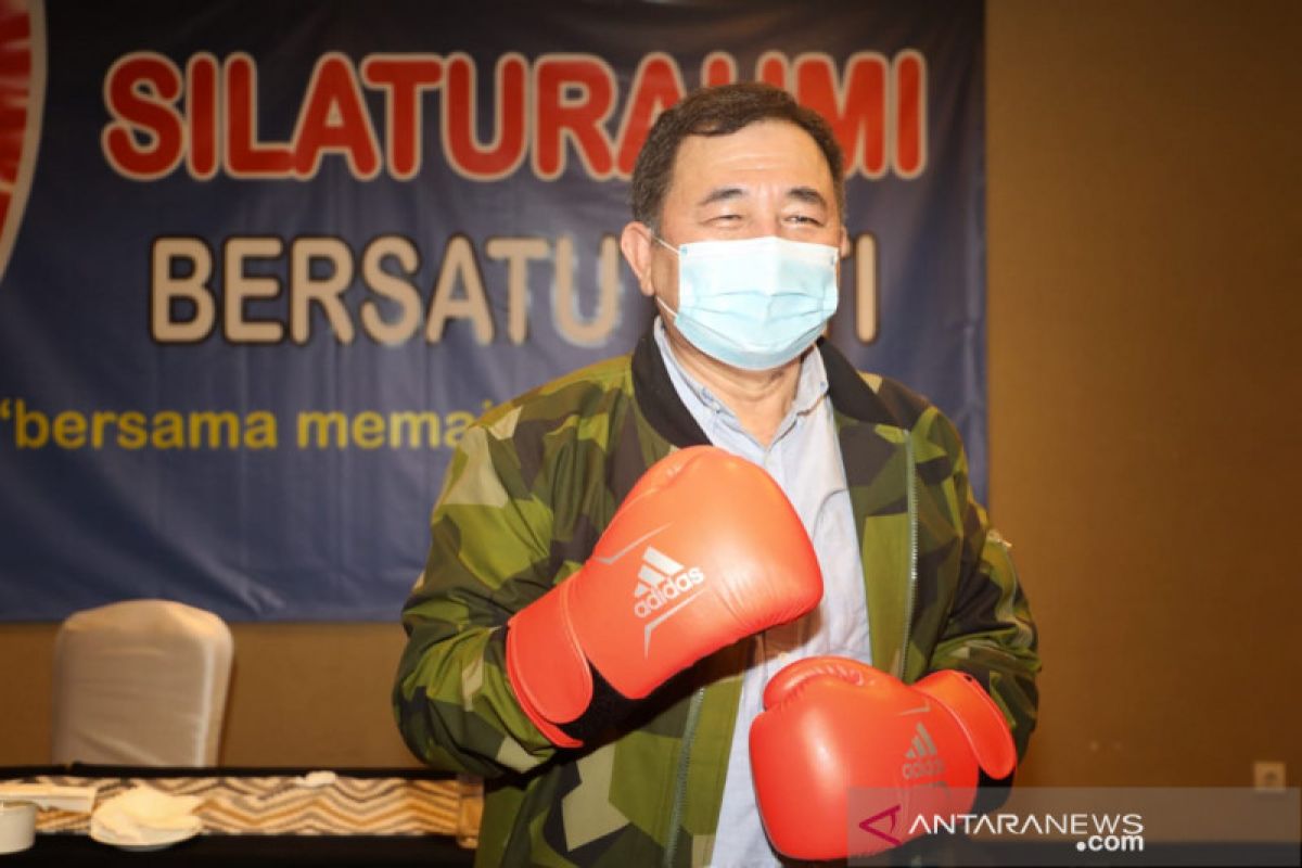 Jenderal Komar "Manusia Tinju",  siap pimpin PB Pertina