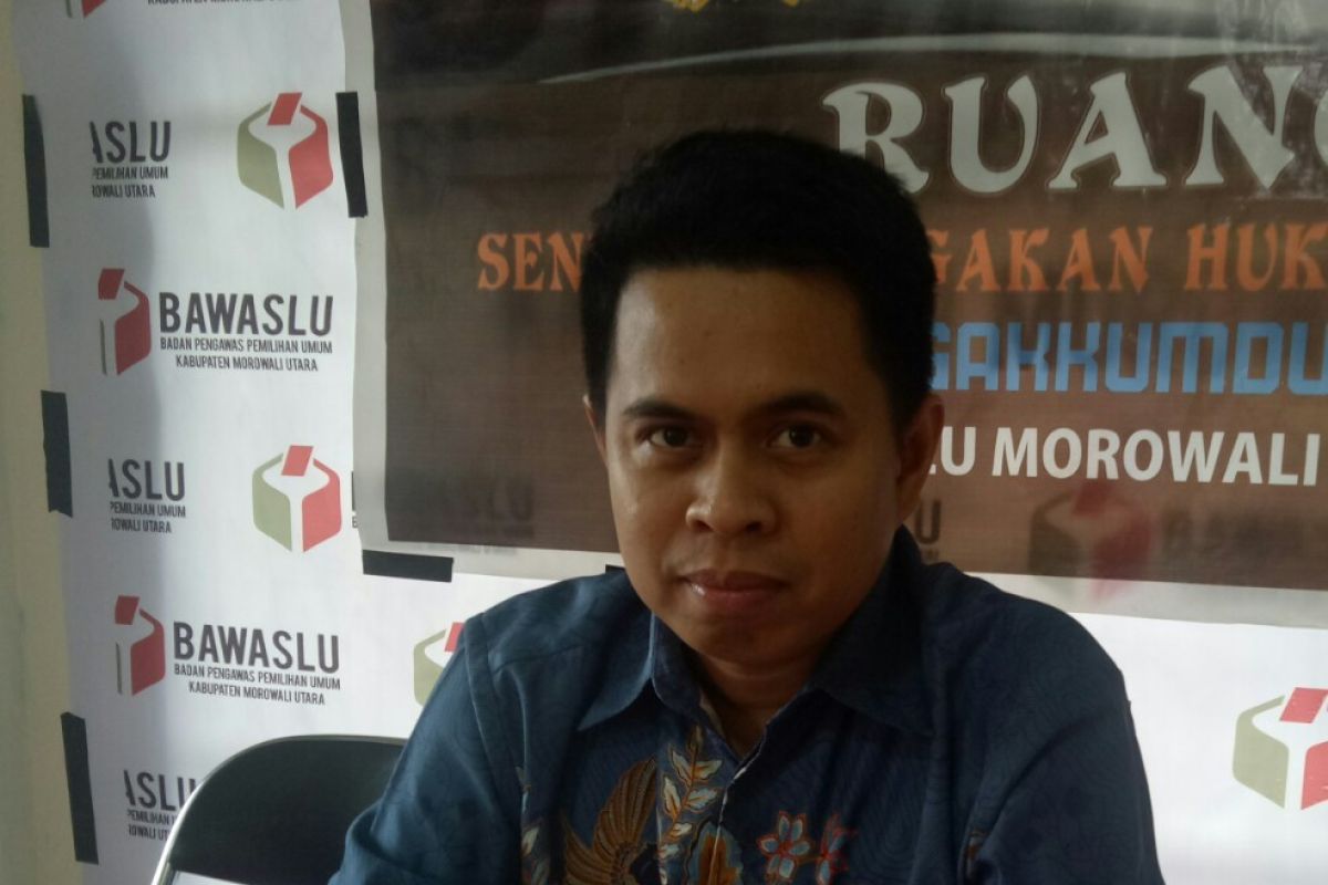 APK kandidat dipasang di tiang listrik, Bawaslu Sulteng : belum melanggar