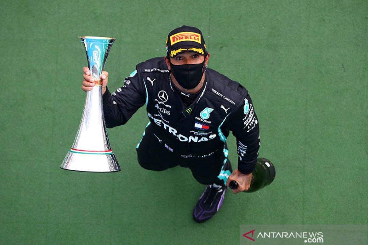 Hamilton tampil dominan untuk juarai GP Hungaria ke-8 kalinya