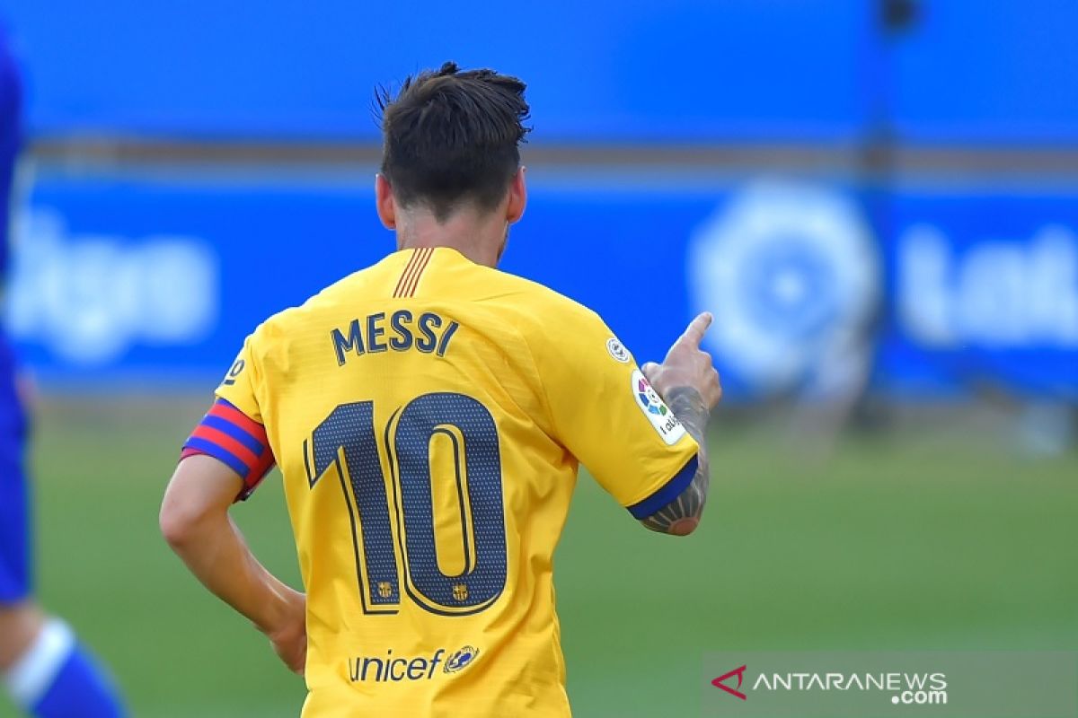 Messi meraih El Pichichi empat musim beruntun dan cetak rekor baru