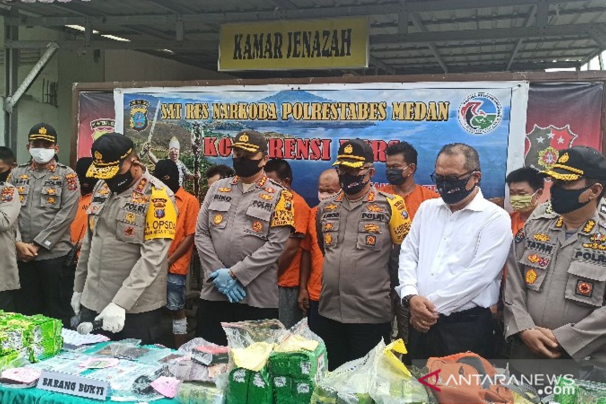 Polrestabes Medan ungkap jaringan baru peredaran narkotika Aceh - Medan - Surabaya