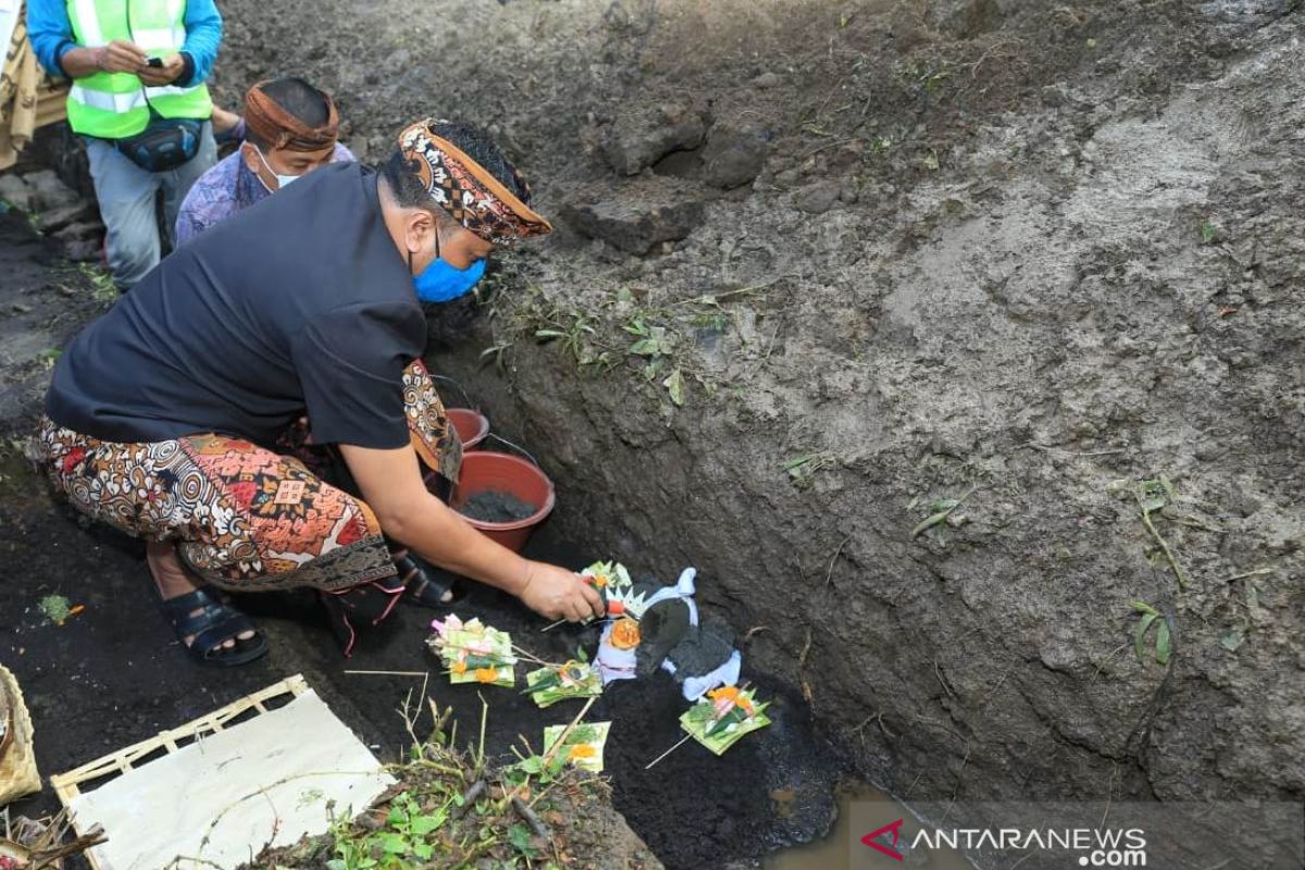 Bupati Gianyar bangun pengolahan sampah di Bedulu