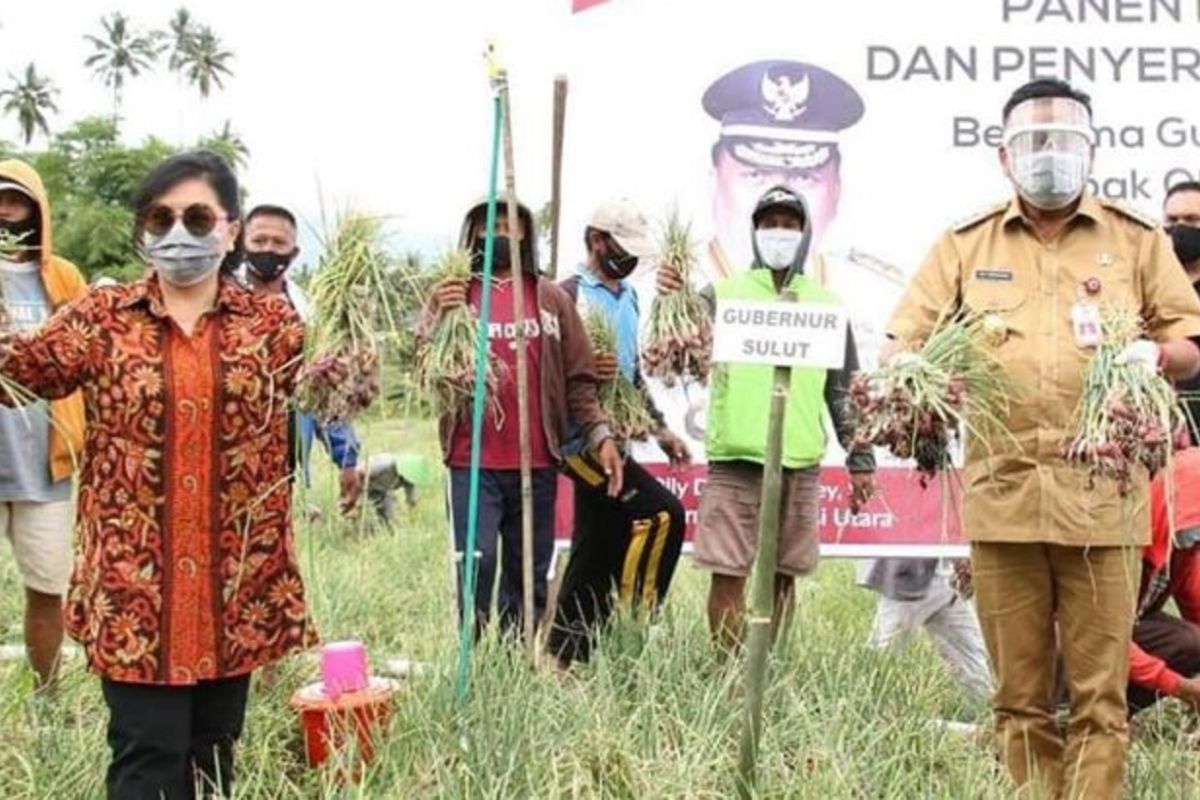 Gubernur-TPPKK Sulut canangkan gerakan 'mari ba kobong'