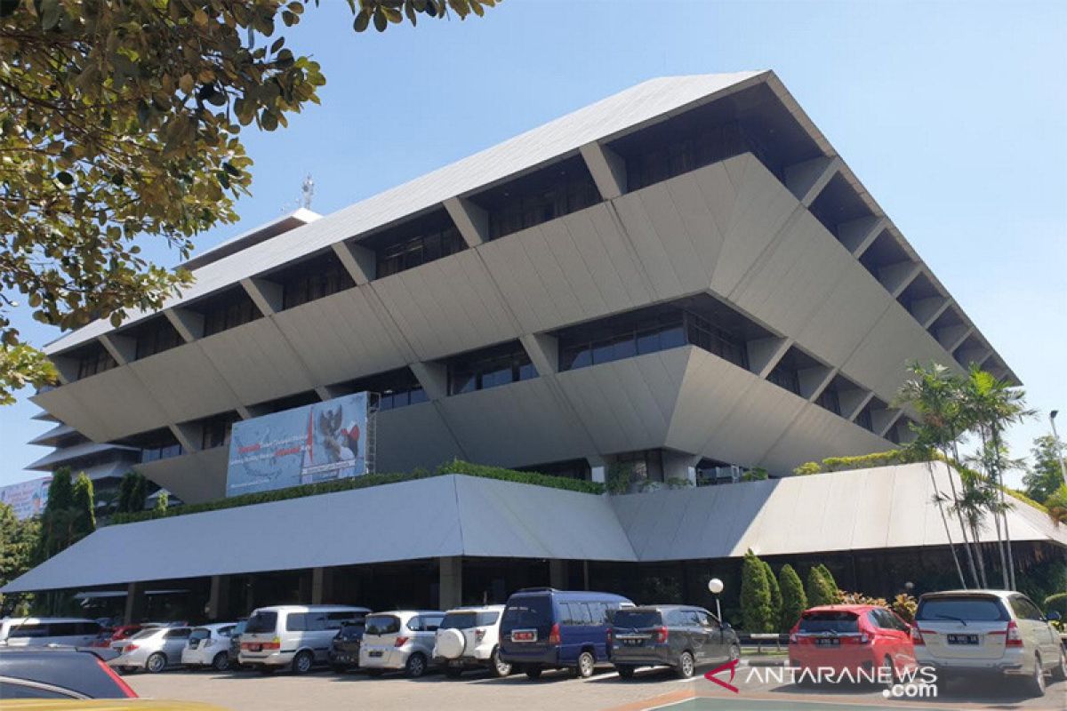 Gedung DPRD Jateng kembali ditutup akibat COVID-19