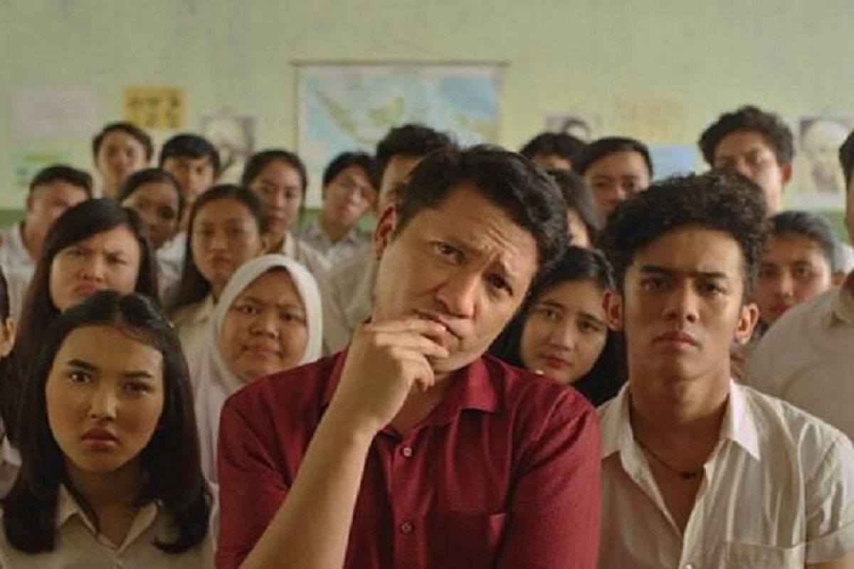 Film "Guru-Guru Gokil" akan tayang pada 17 Agustus di Netflix, ini ulasan singkatnya