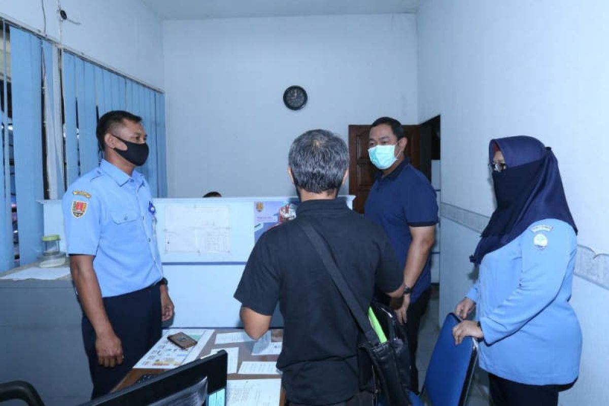 Pungutan di luar ketentuan, PDAM Kota Semarang digugat