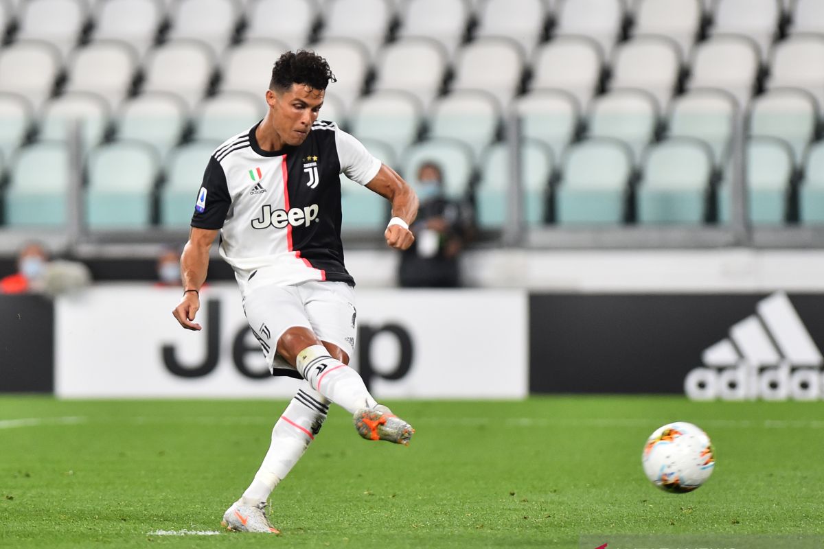 Ronaldo borong dua gol saat Juventus menang atas Lazio 2-1