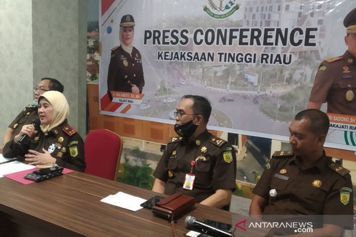 Kejati Riau tetapkan dua tersangka dugaan korupsi di Disdik