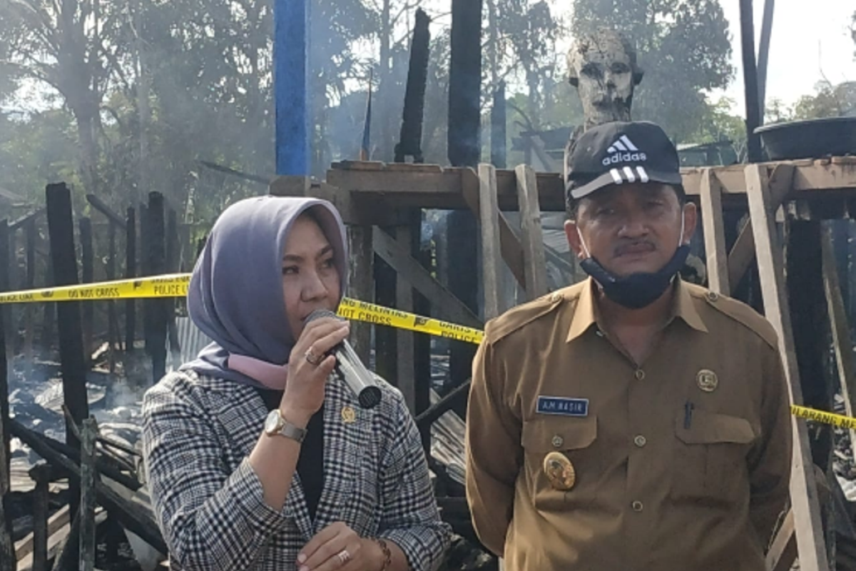 Anggota DPD RI temui korban kebakaran rumah Betang Nanga Nyabau