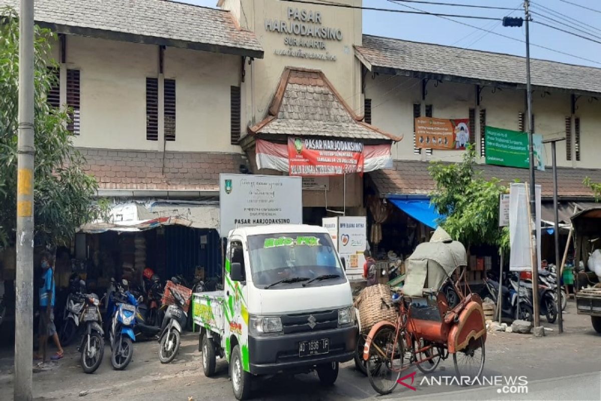 Pasar Harjodaksino kembali dibuka