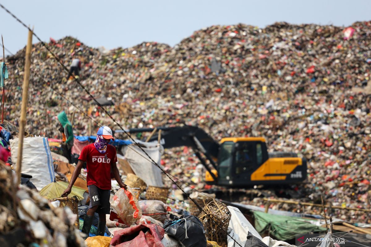 Jadi bagian Kelompok Usaha Bersama, pemulung dapat fasilitasi program jaring pengaman sosial