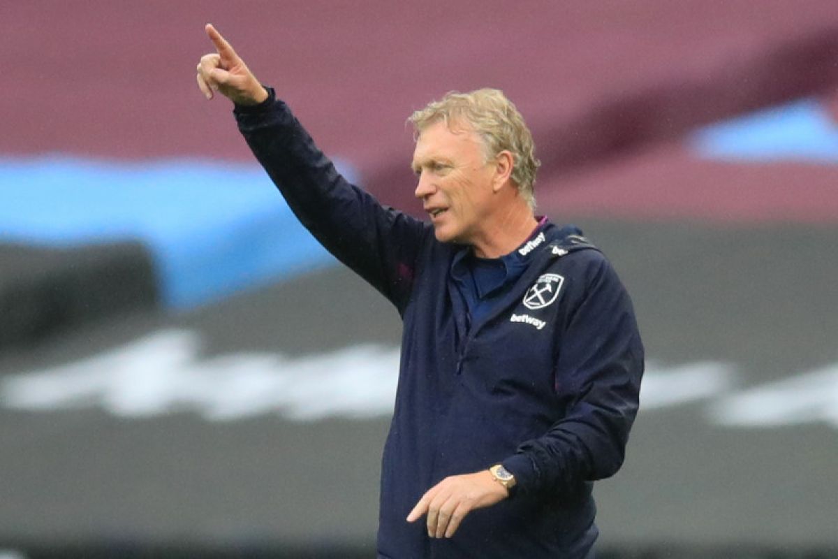 David Moyes terjangkit COVID-19