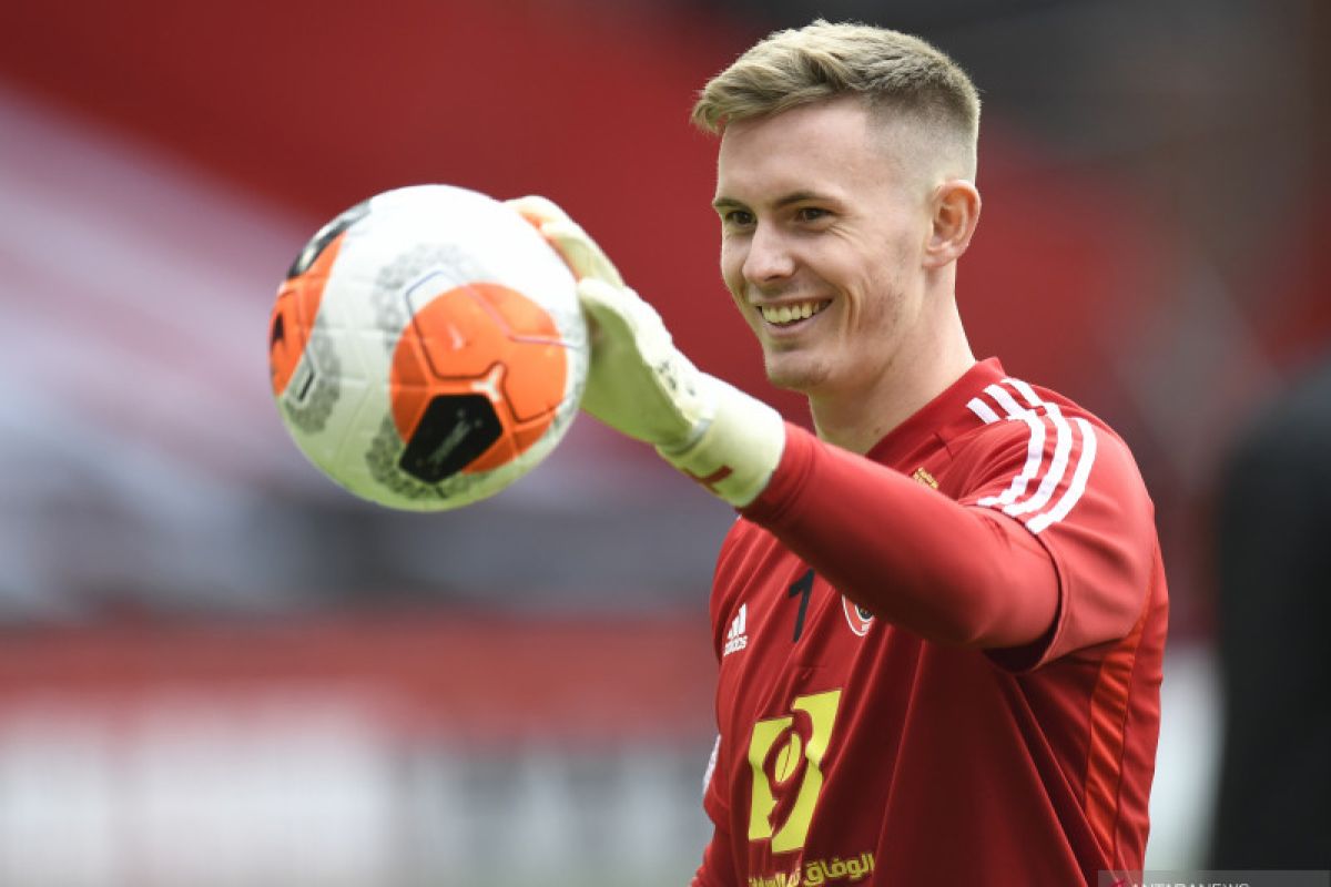 Liga Inggris - Berbatov sarankan MU pulangkan Dean Henderson, untuk bantu David de Gea