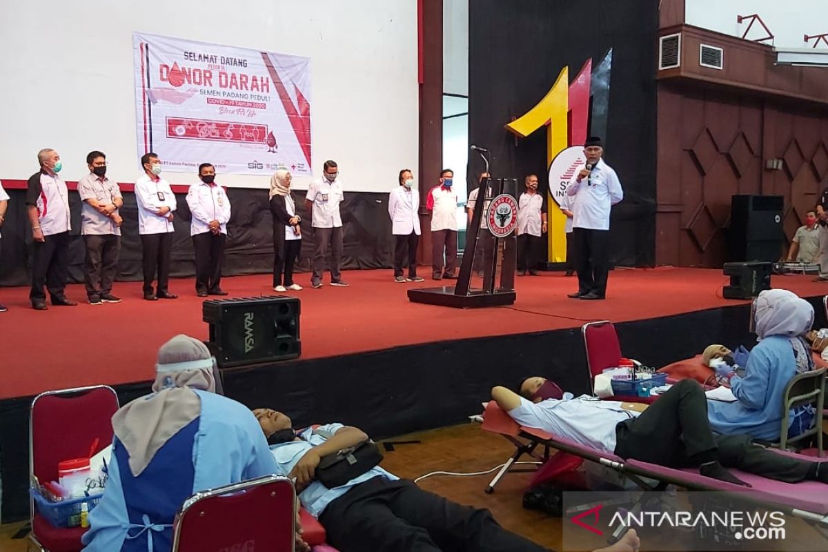 Wali kota apresiasi PT Semen Padang gelar donor darah di tengah pandemi