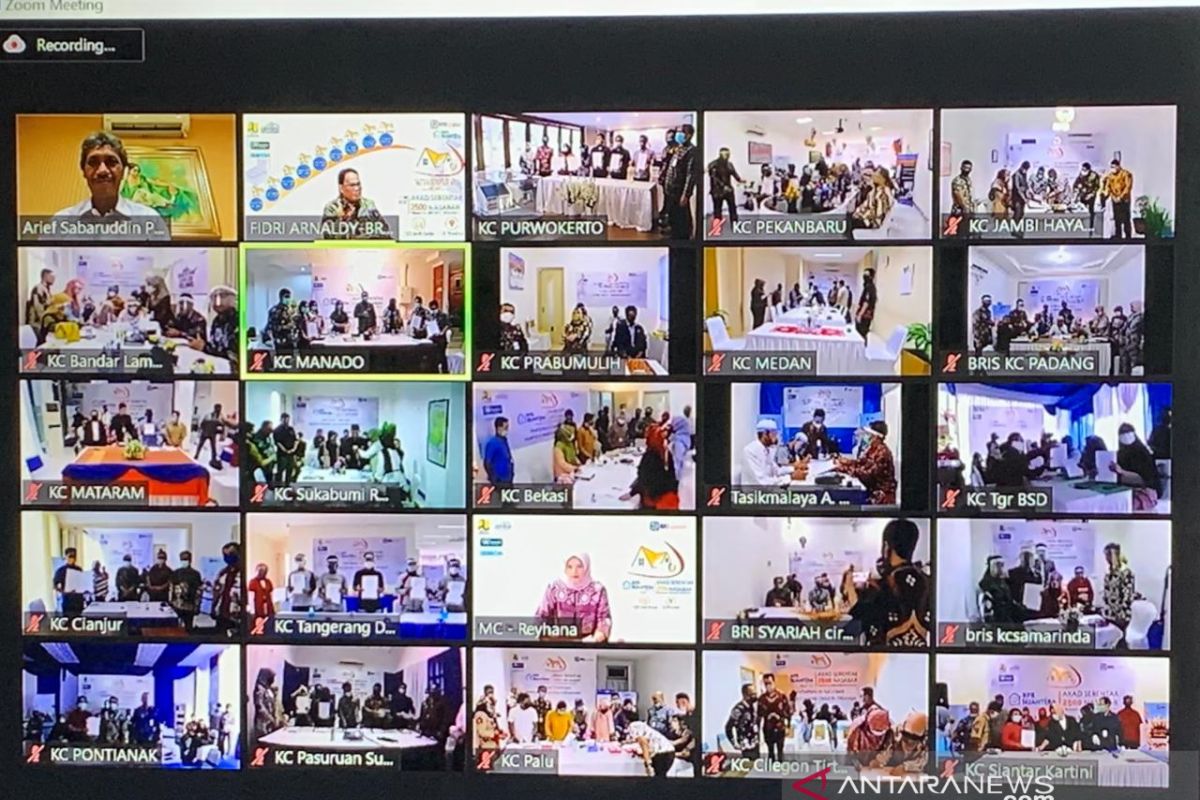 Lewat video conference, BRI Syariah gelar akad serentak 2500 nasabah