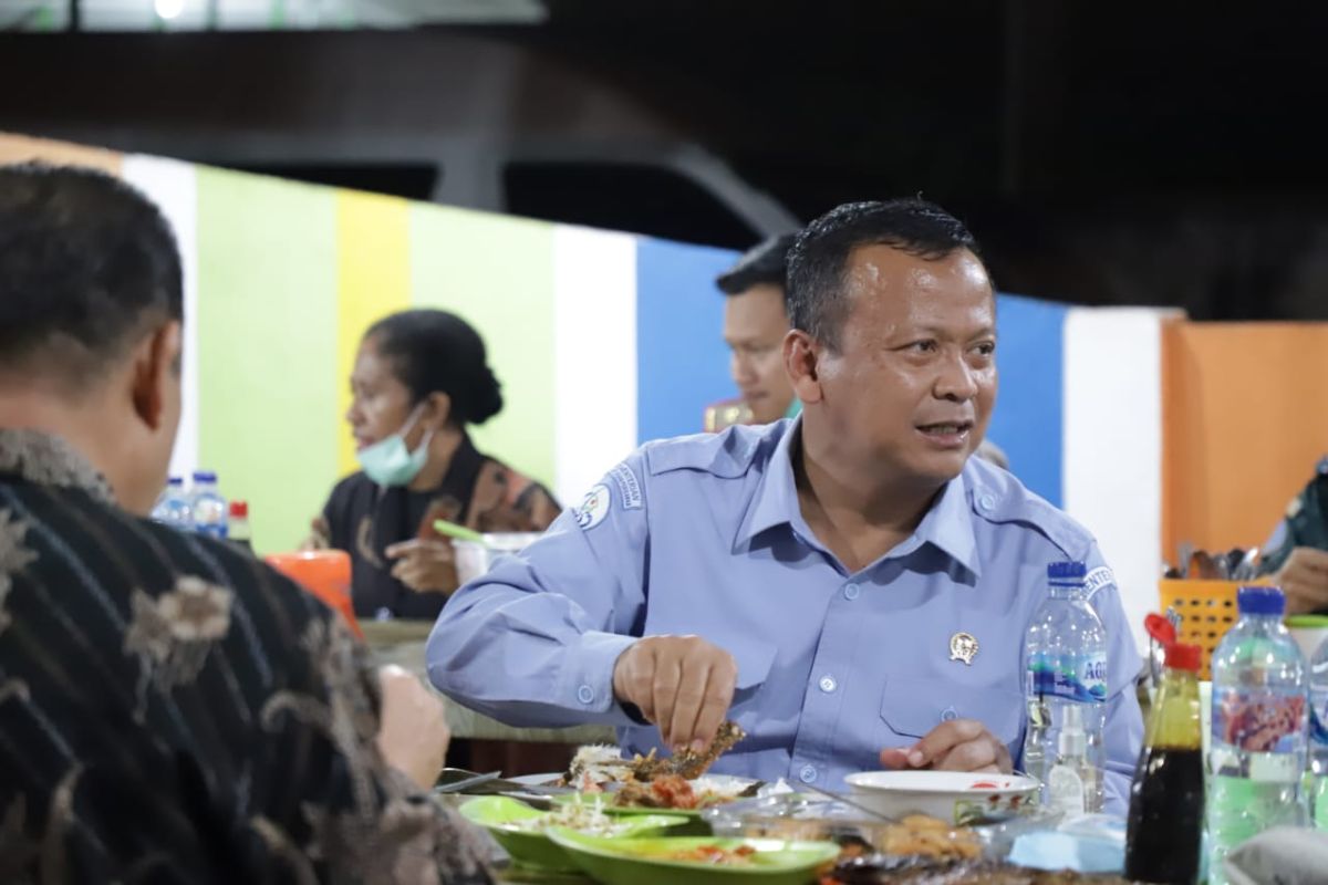 Edhy Prabowo ternyata dari dulu suka makan pecel lele