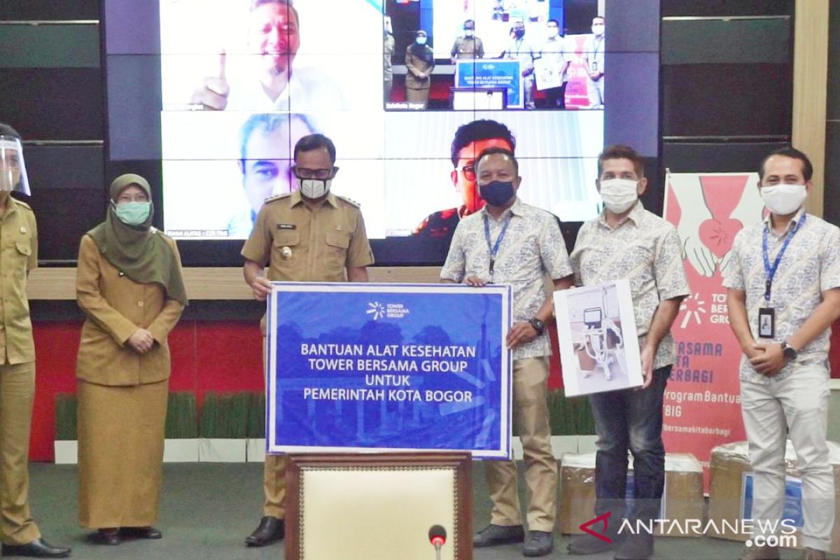 Bogor terima bantuan ventilator dan APD untuk tenaga kesehatan