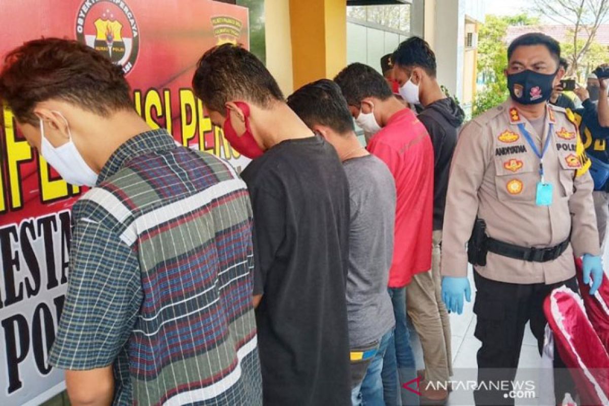 Polisi tetapkan tersangka pemukul petugas COVID-19