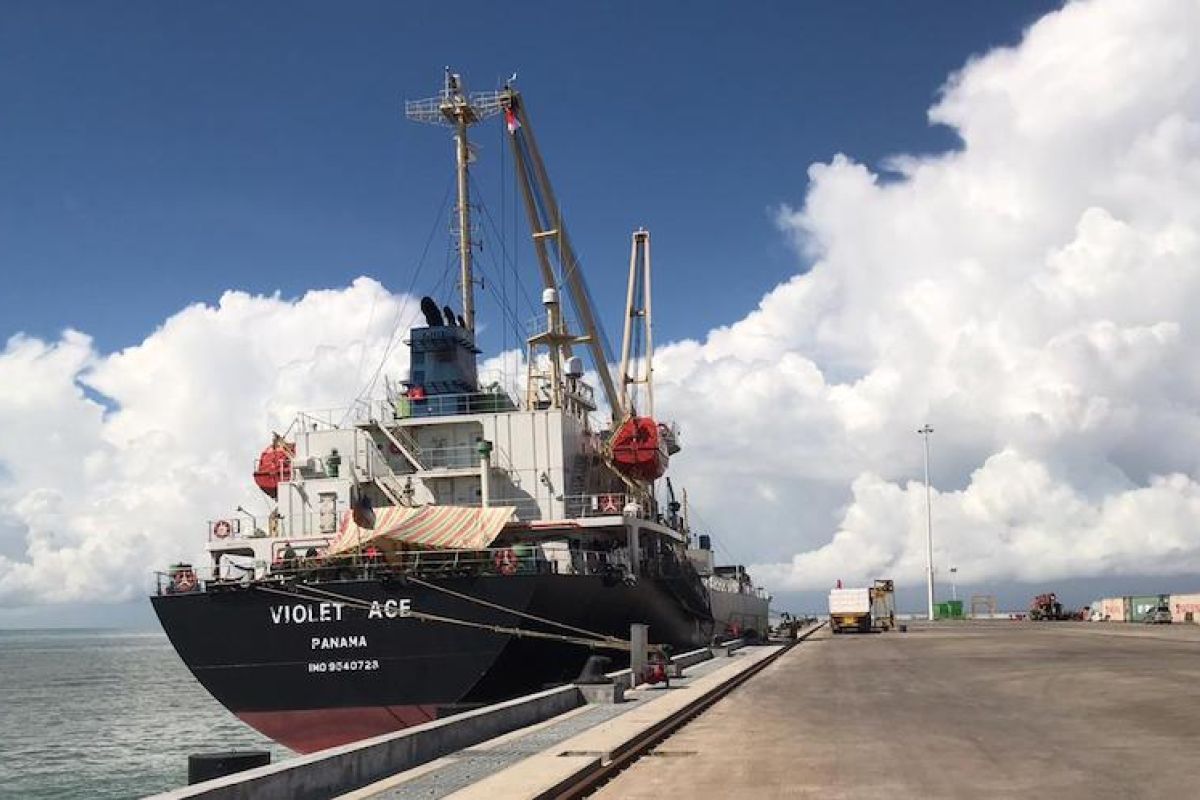 Kabupaten OKI optimistis PAD terangkat dampak Pelabuhan Tanjung Tapa