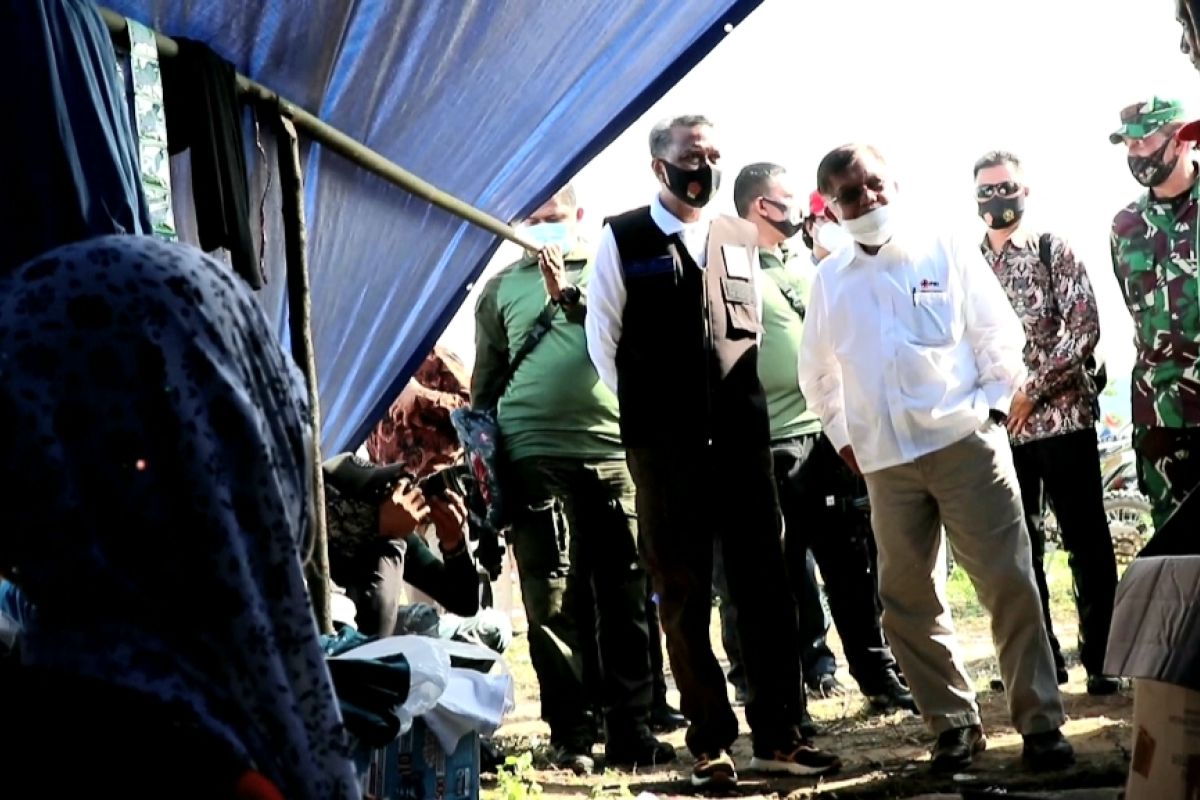 Jusuf Kalla tinjau lokasi banjir bandang di Kabupaten Luwu Utara