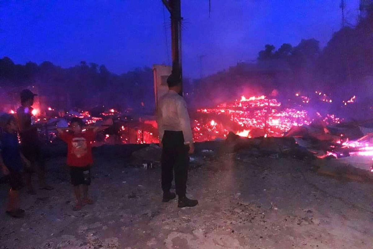 Kebakaran luluh lantakkan 16 bangunan di Pasar Sei Hanyo