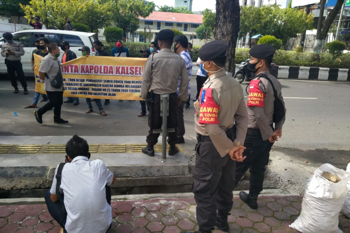 DPRD dituntut kerja sama dengan penegak hukum usut masalah banjir