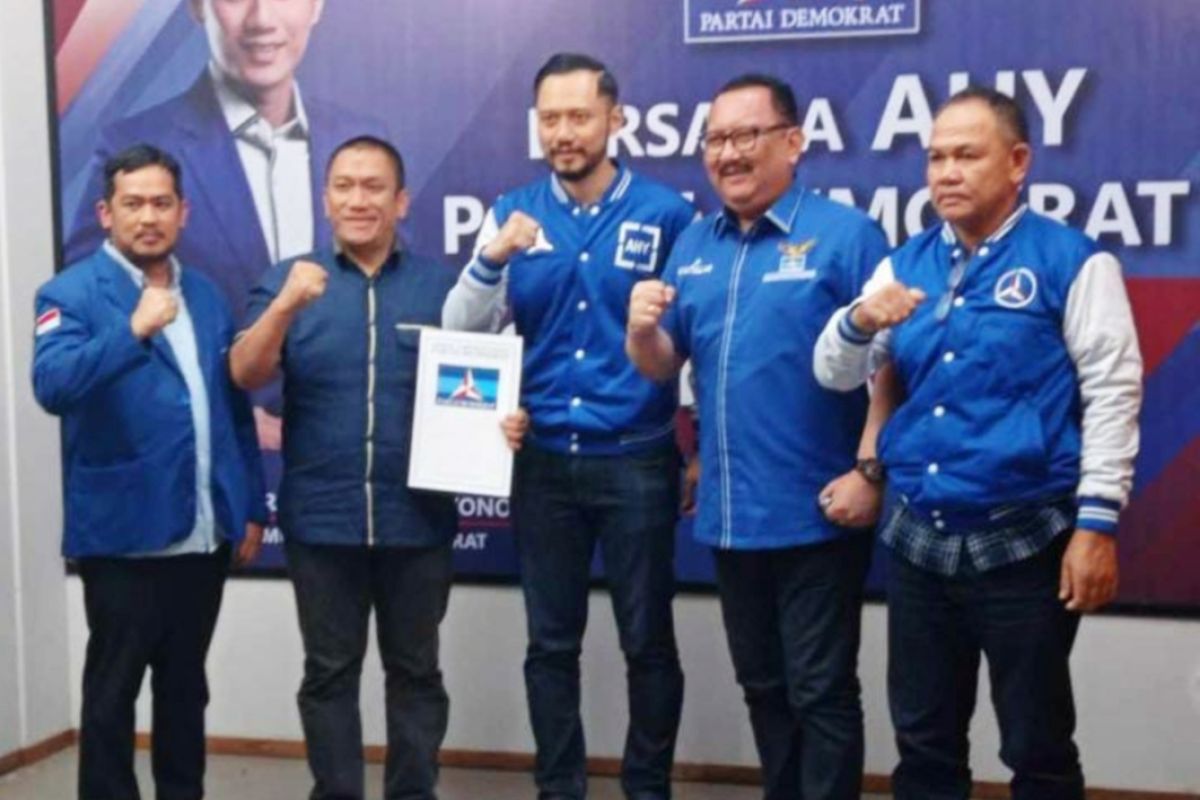 Ketua Umum Demokrat serahkan rekomendasi Pilkada Luwu Timur