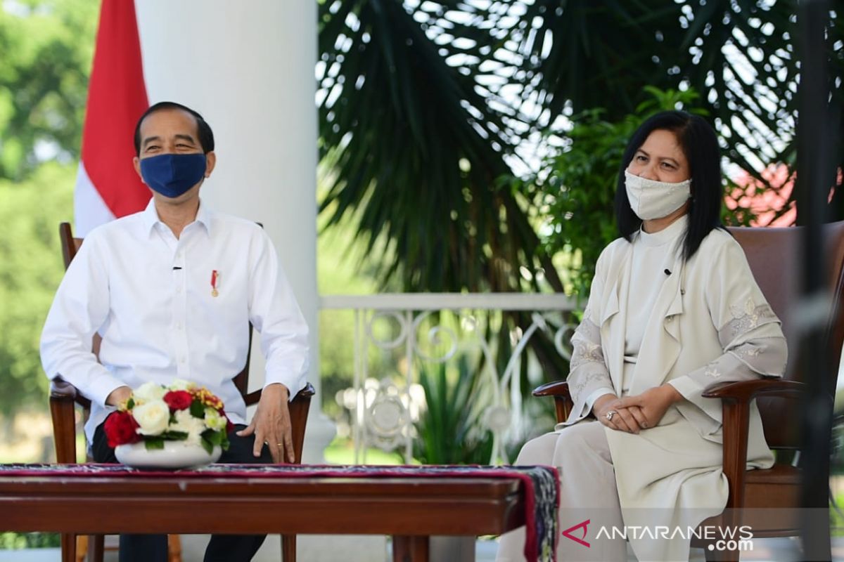 Presiden dan Ibu Negara  mengaku melihat senyum anak Indonesia kerja lebih semangat