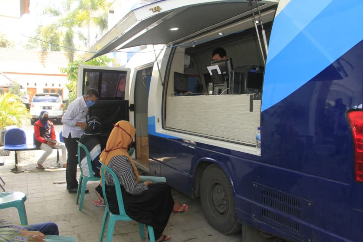 Banyuwangi berikan layanan jemput bola pengurusan administrasi kependudukan