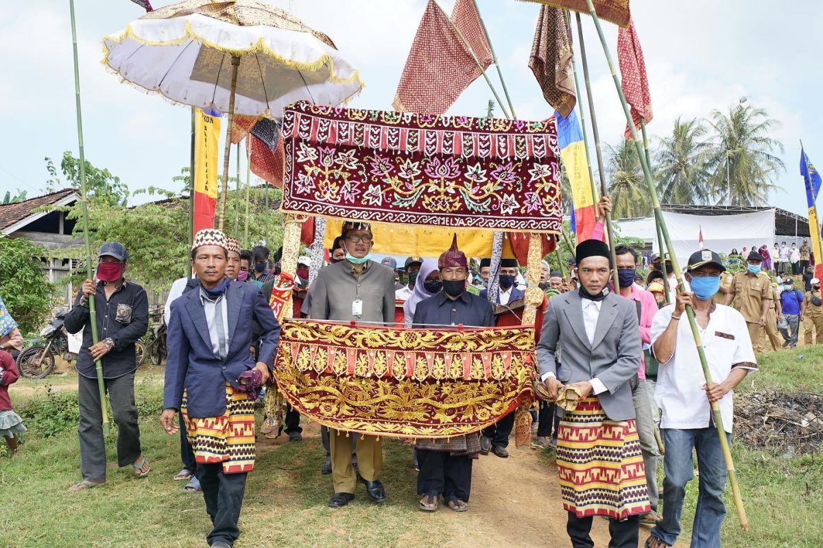 Bupati Pesisir Barat kunjungi Kecamatan Bengkunat