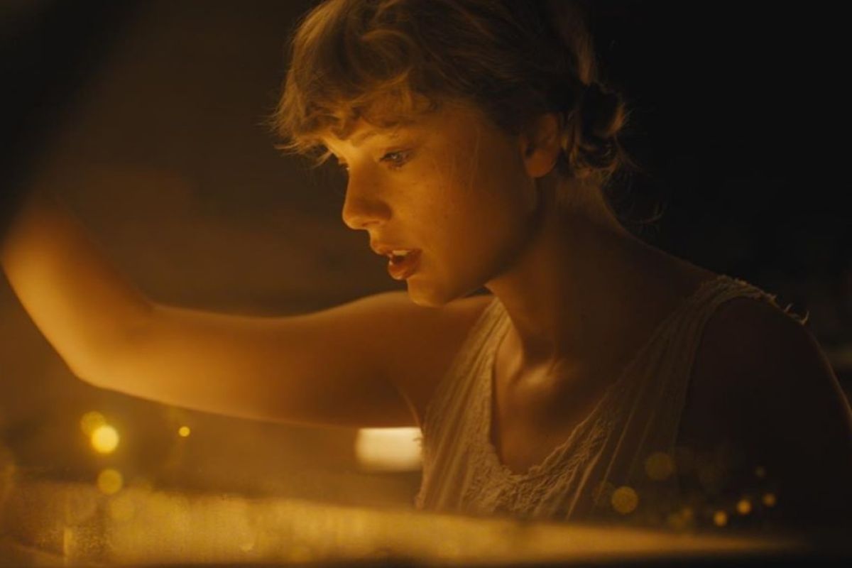 Taylor Swift rilis album baru "Folklore" hari ini