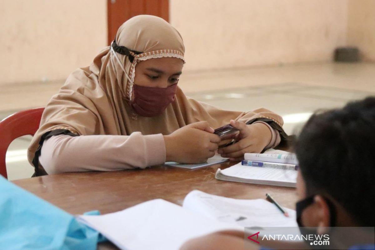 Kelurahan Jamsaren Kota Kediri fasilitasi wifi gratis untuk anak sekolah