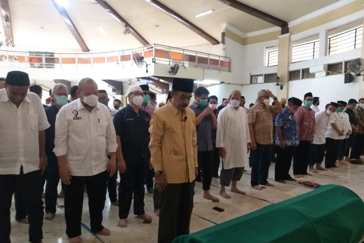 Ibunda Ketua DPD La Nyalla Mattalitti meninggal dunia, Wagub sampaikan duka cita