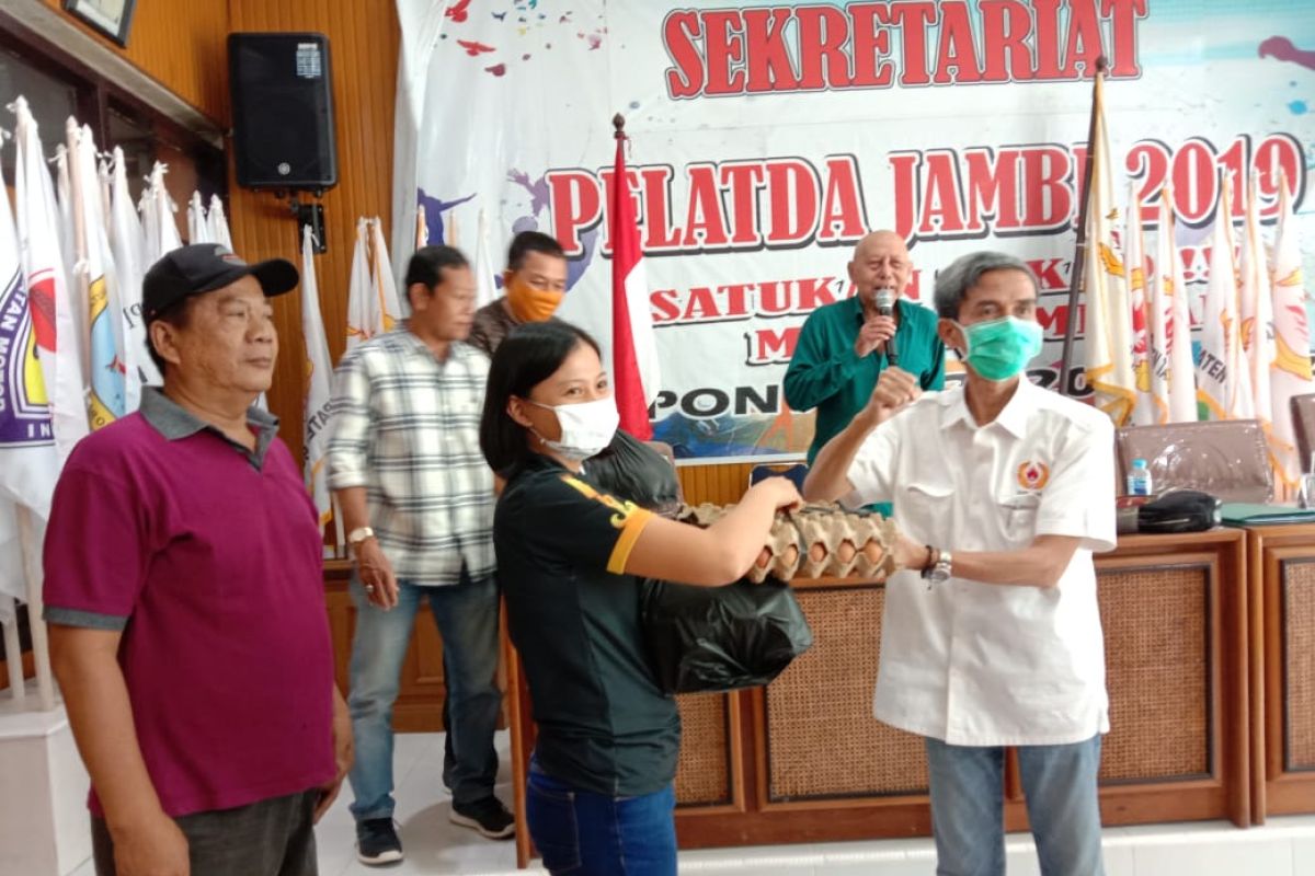 Pengurus KONI Jambi sisihkan honor untuk bantu  atlet dan pelatih