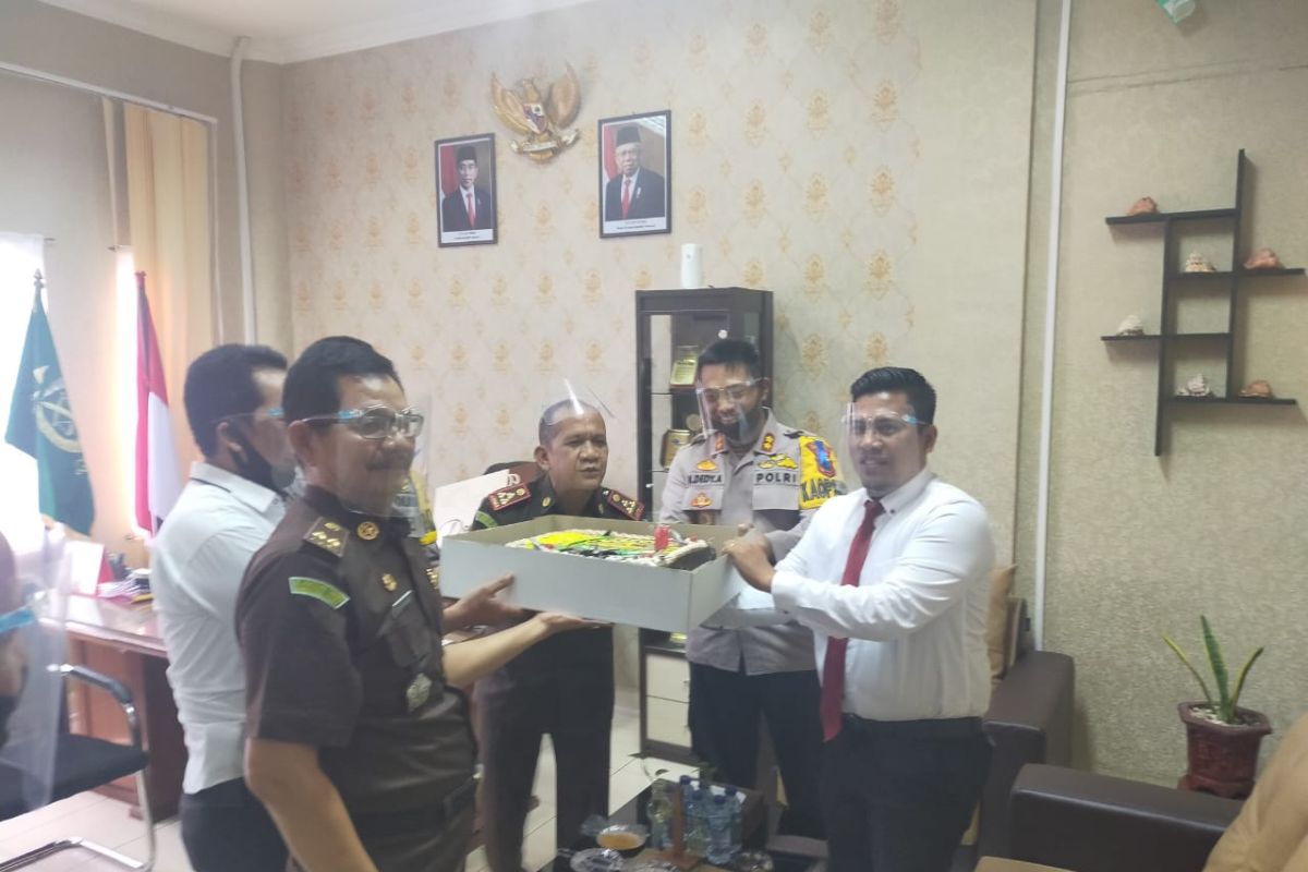 Kajari Sibolga dapat kejutan dari Kapolres Tapteng