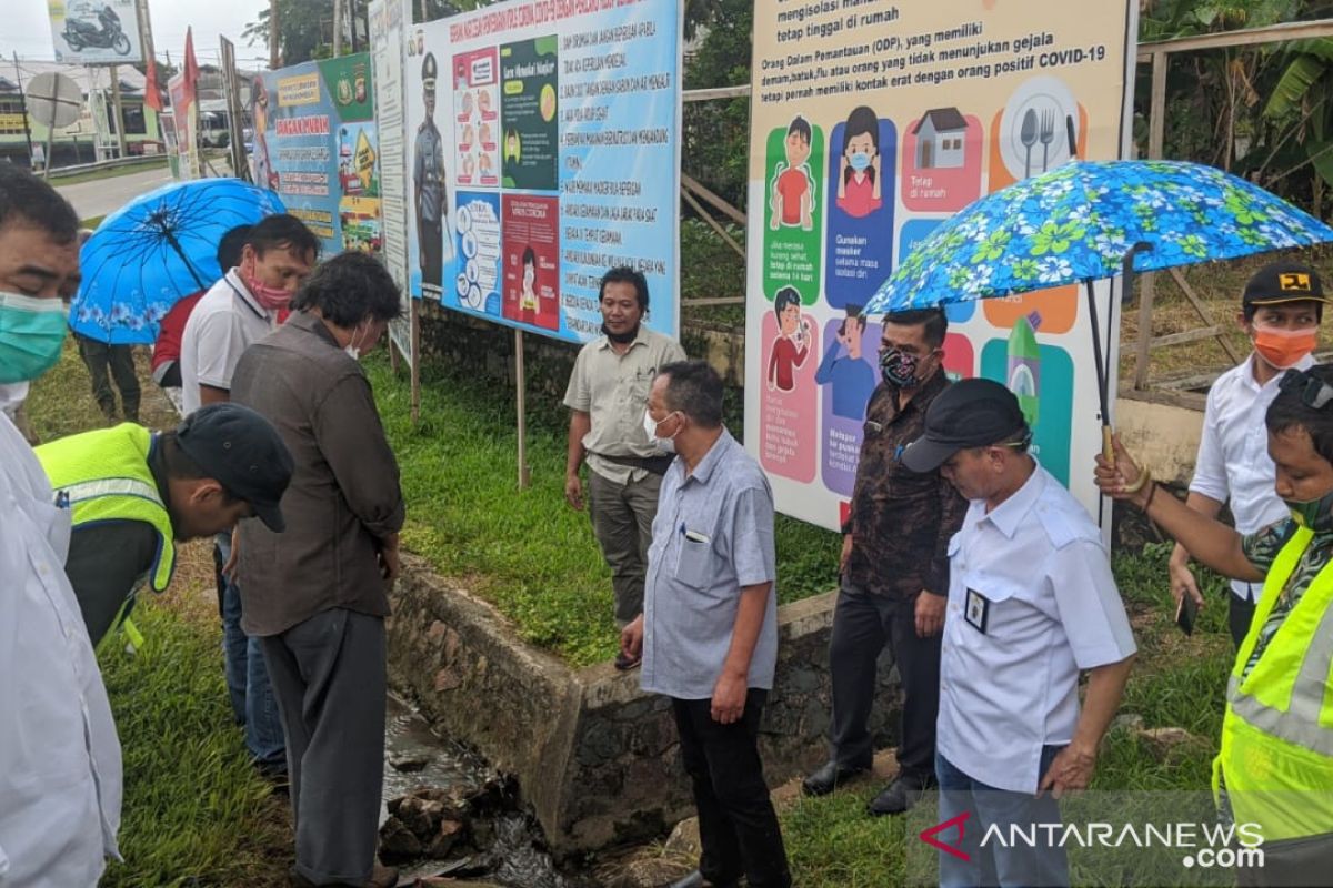 Tim BPJN Kalbar segera perbaiki drainase di Kota Ngabang