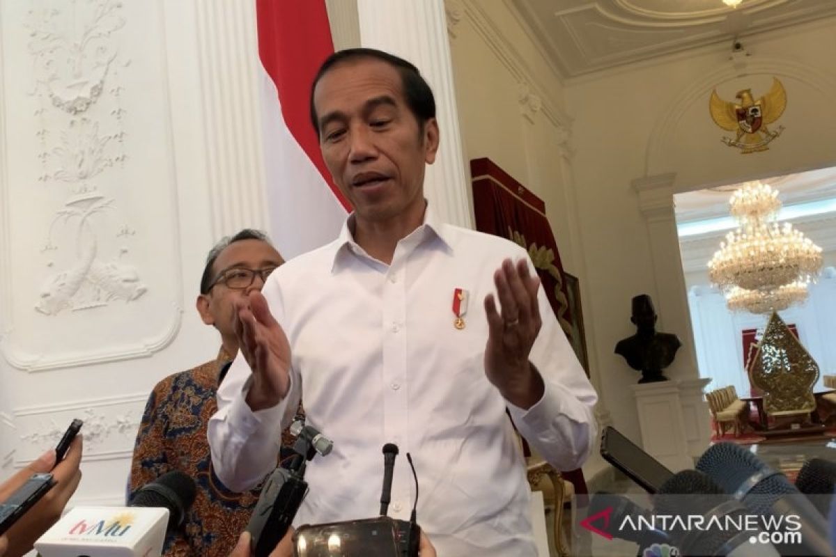 Presiden Jokowi minta Komite COVID-19 beri perhatian prioritas 8 provinsi