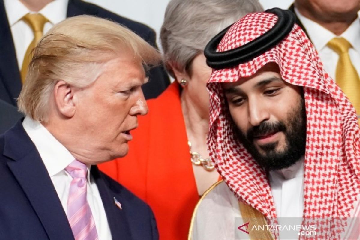 Donald Trump, putra mahkota Saudi bahas pemulihan ekonomi dari COVID-19