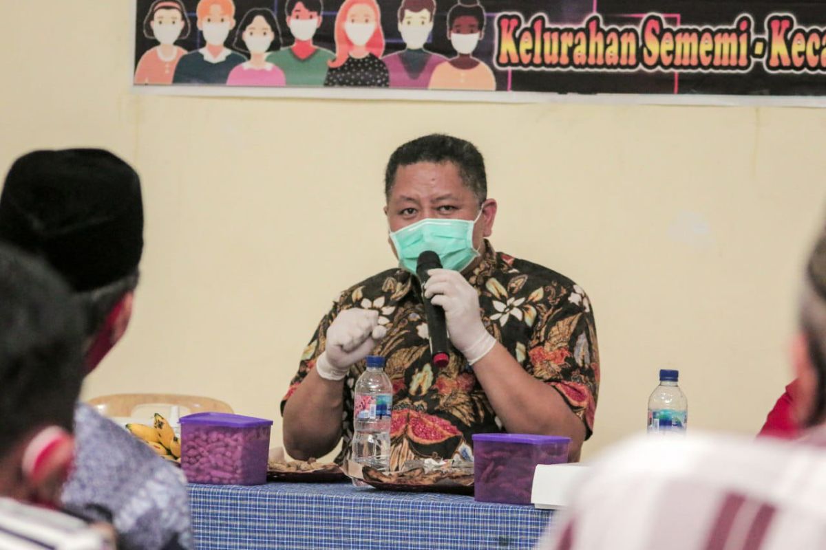 Whisnu apresiasi sistem keamanan kampung satu pintu di Surabaya