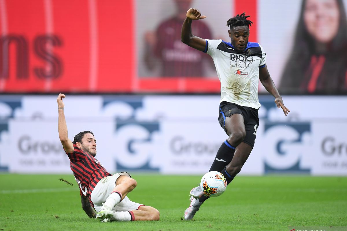 Tren kemenangan AC Milan dihentikan Atalanta, dengan paksakan hasil imbang 1-1