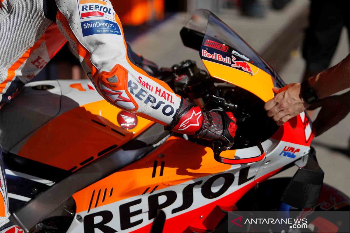 Bos Repsol Honda ungkap penyebab pelat di lengan Marc Marquez patah