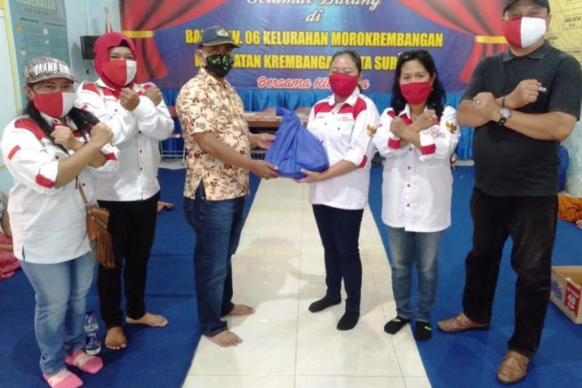 Kebakaran di Surabaya, Baguna PDIP salurkan bantuan