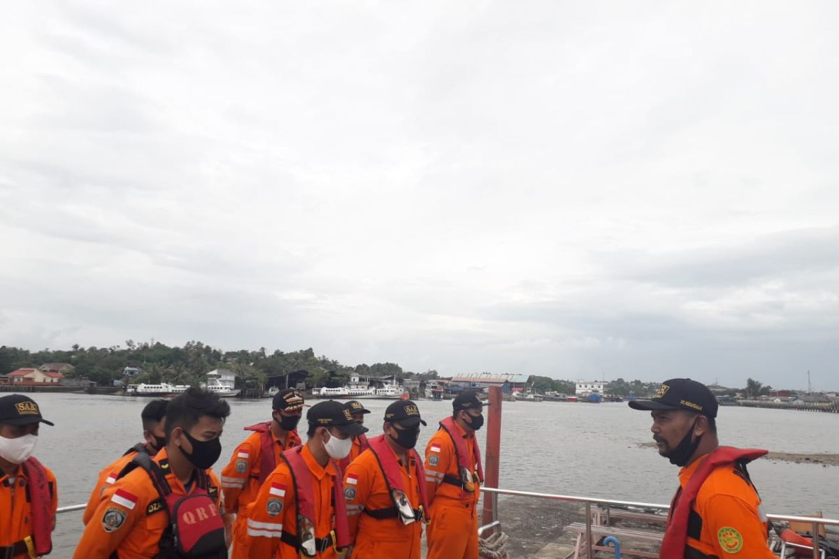 SAR Tanjungpinang cari tujuh korban kapal bocor di perairan Berakit Bintan