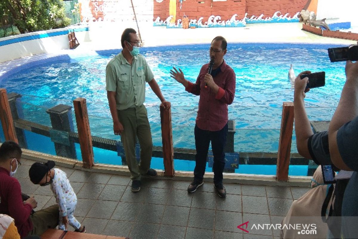 Pemkab Batang rekomendasikan Dolphin Center dibuka untuk wisatawan