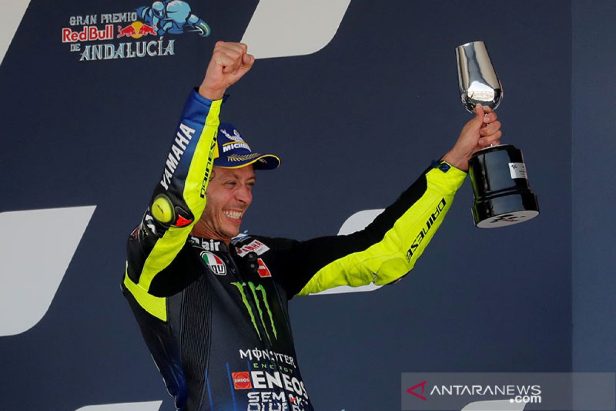 Rossi incar podium kelas premier  ke-200 di Brno