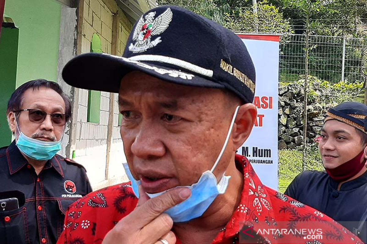 Pemkab Banyumas tutup sementara Pasar Sokaraja akibat COVID-19