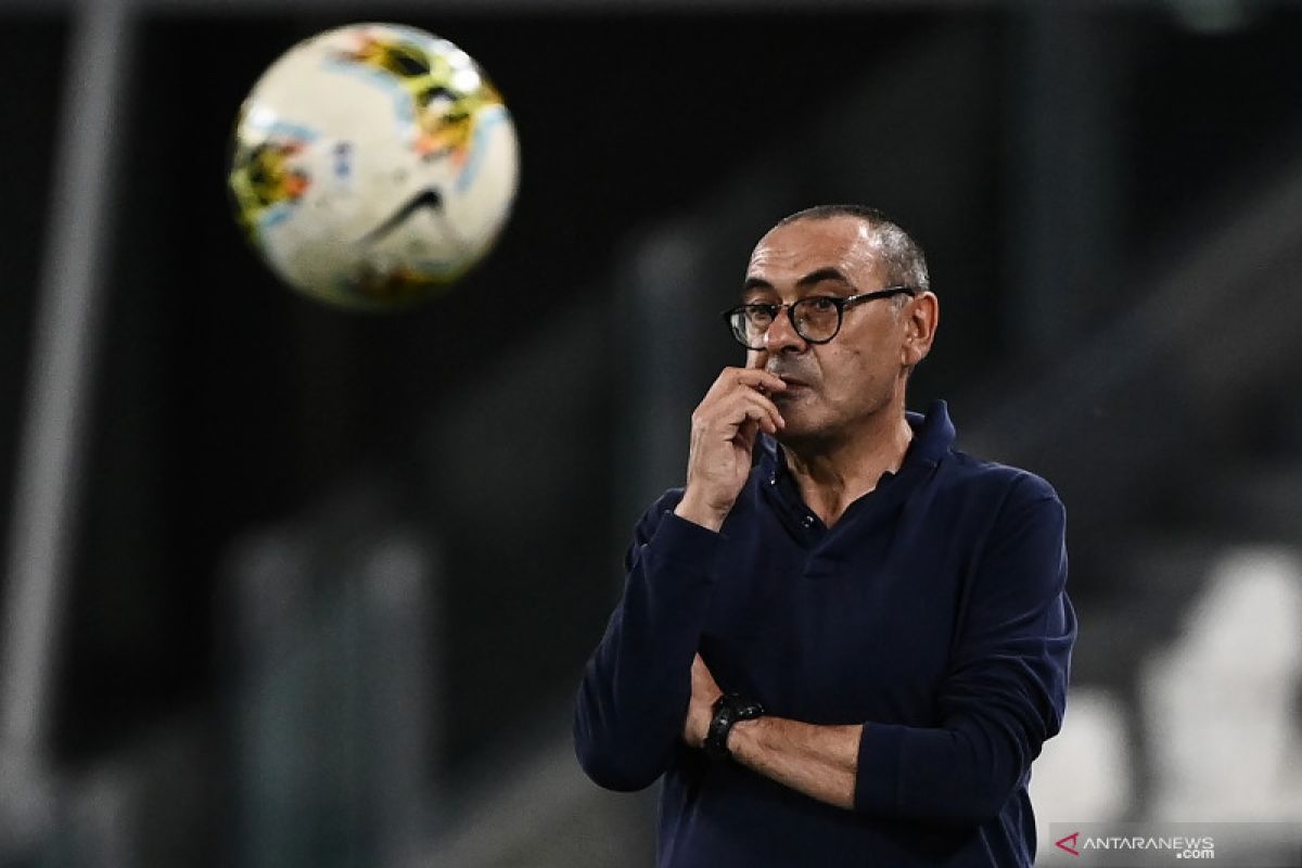 Sarri sumringah memenangi gelar Liga Italia perdananya